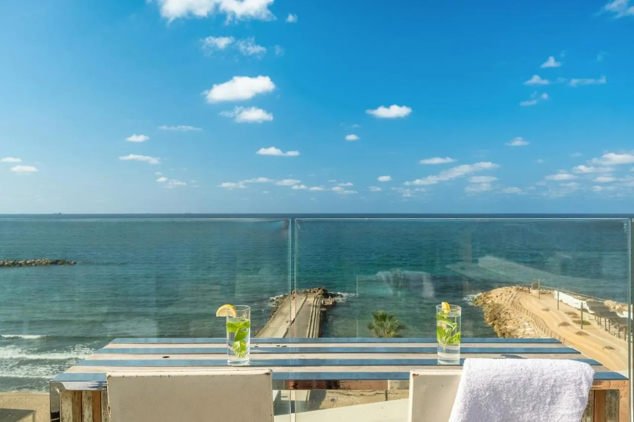 דירה חיפה Penthouse 3Br + Roof Top + Parking - On The Beach ישראל